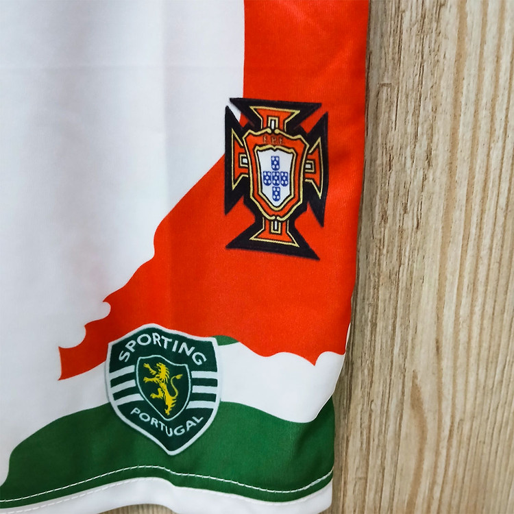 کیت منتخب رونالدو طرح ۲۰۲۶ جنس سوپر فلامنت سوزنی