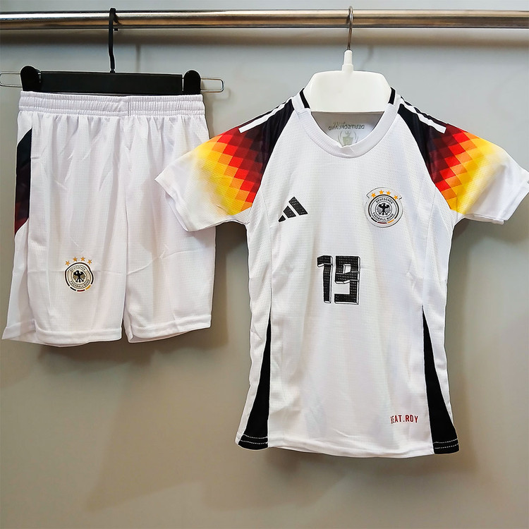 خرید کیت فوتبالی تیم ملی آلمان