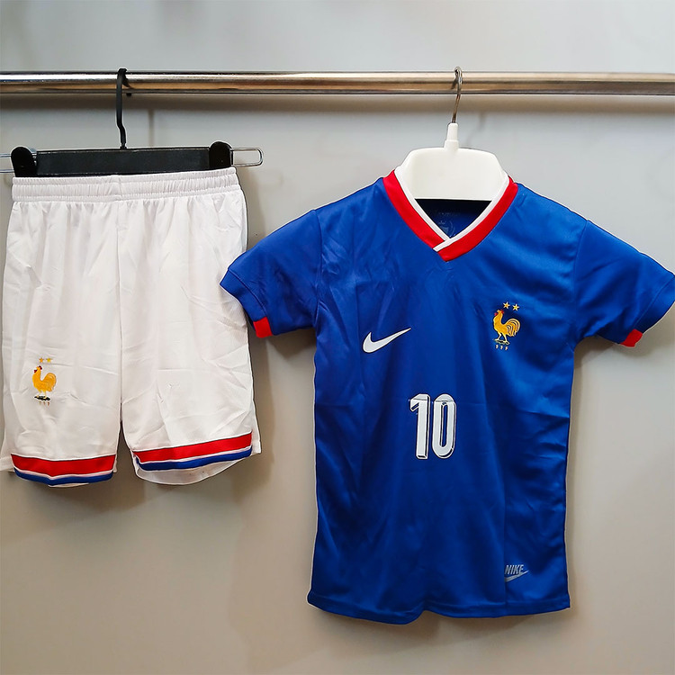 خرید کیت فوتبالی تیم ملی فرانسه امباپه