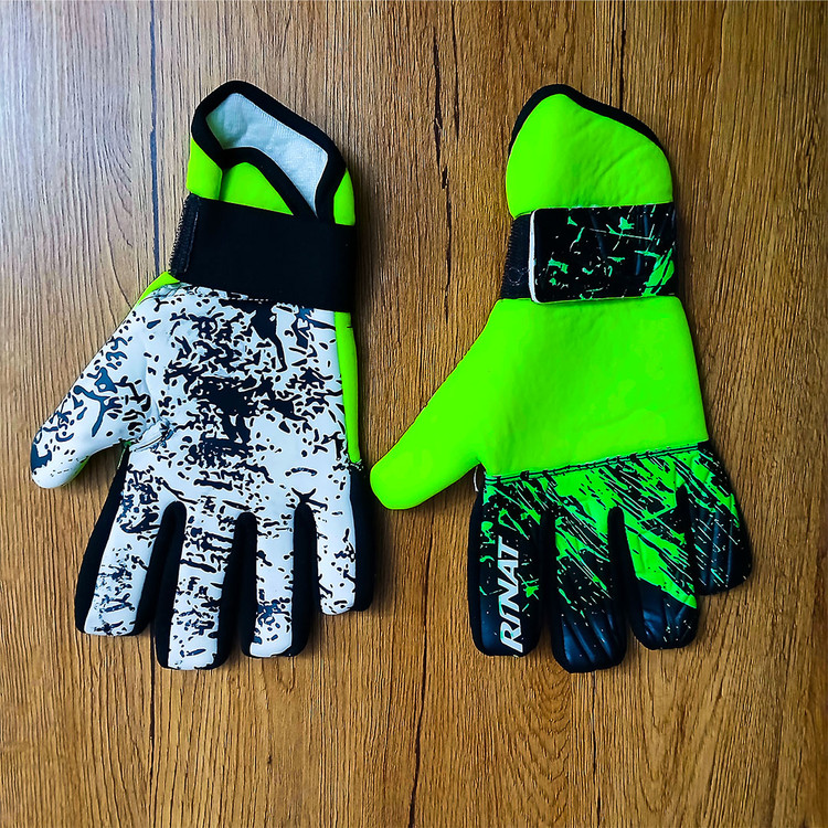 دستکش دروازه بانی طرح کورتوا سایز 5 و 7