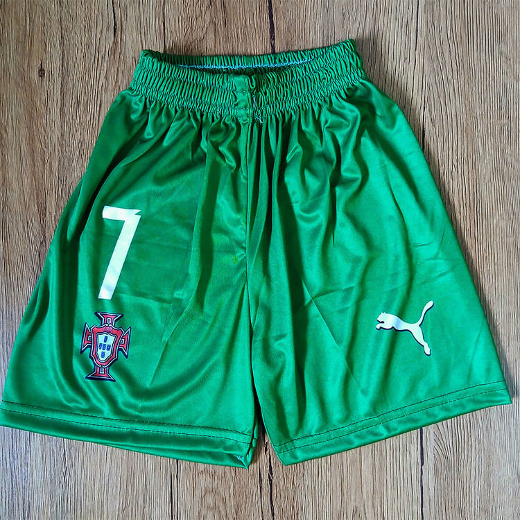 کیت فوتبالی تیم ملی پرتغال رونالدو طرح ۲۰۲۶