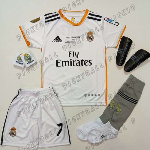 کیت ۶ تیکه رئال مادرید رونالدو