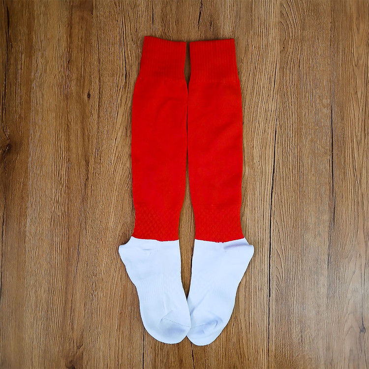 جوراب ورزشی قرمز ساده