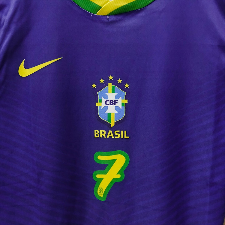 کیت ۶تیکه تیم ملی برزیل وینی رنگ آبی