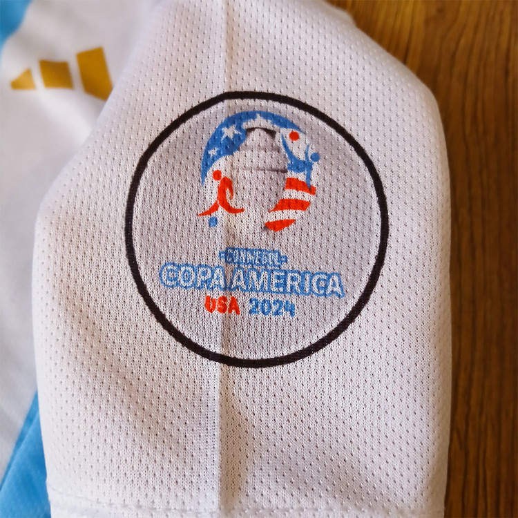 کیت فوتبالی آرژانیتن مسی