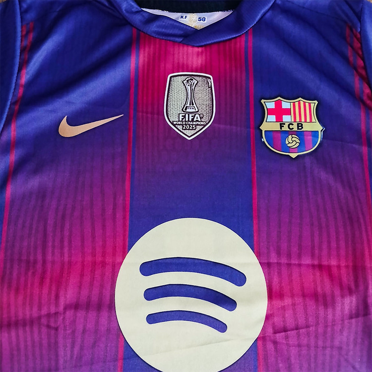 کیت باشگاهی بارسلونا طرح ۲۰۲۶