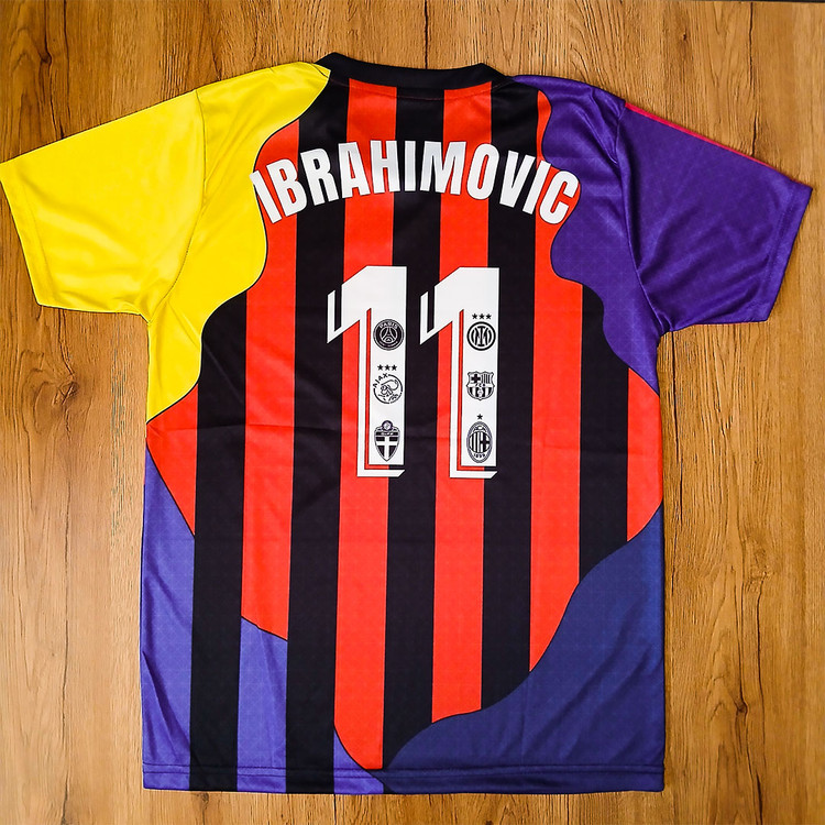 کیت باشگاهی منتخب زلاتان ابراهیموویچ