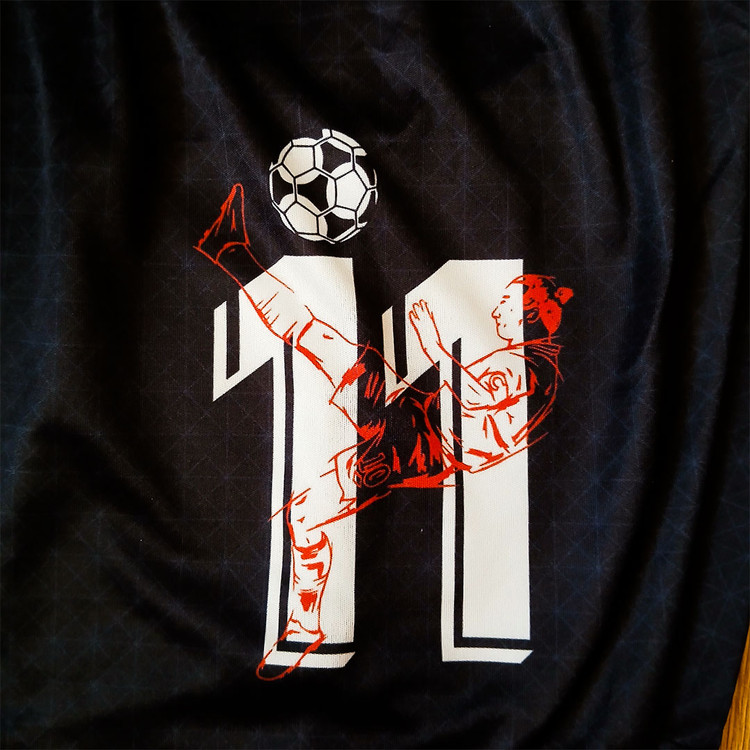 کیت باشگاهی منتخب زلاتان ابراهیموویچ