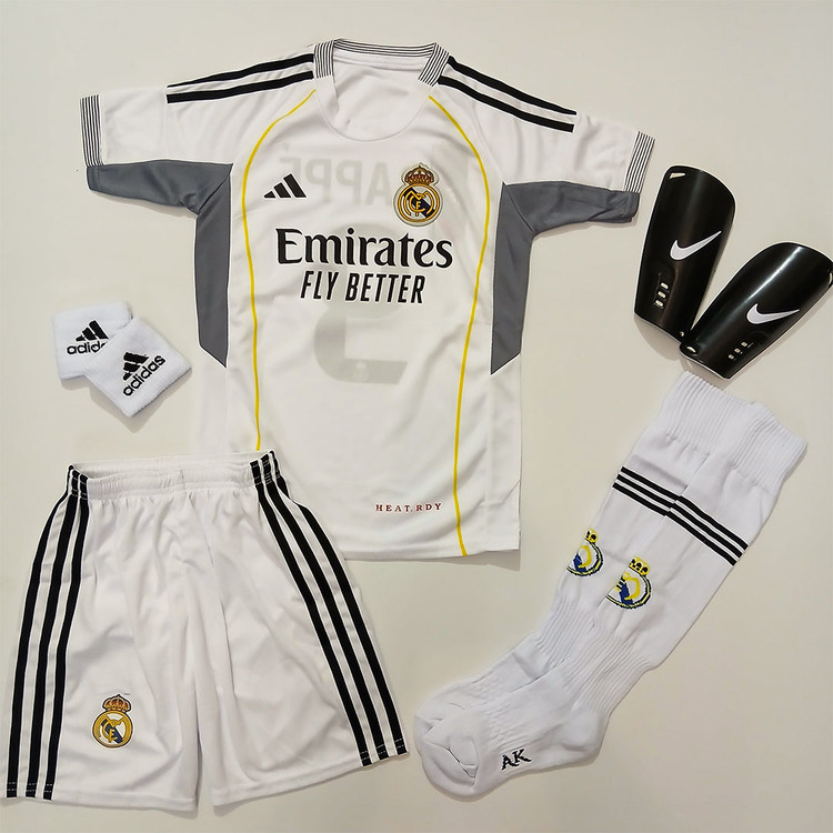 ست ۶ تیکه باشگاهی رئال مادرید امباپه طرح2026