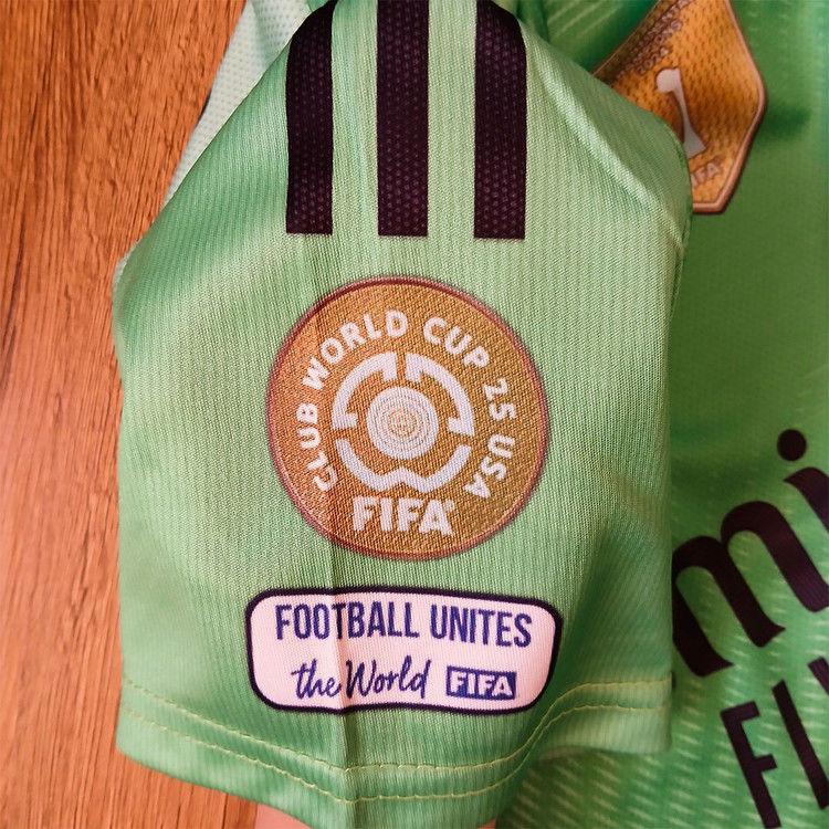 کیت گلری رئال مادرید کورتوا طرح2026