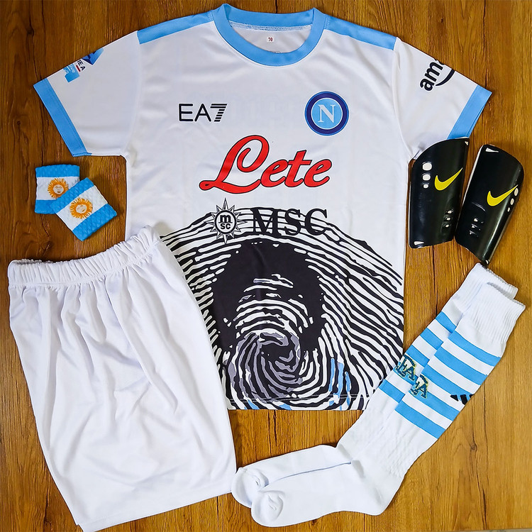 کیت فوتبالی 6 تیکه ناپولی مارادونا ست ورزشی پسرانه 6 تیکه طرح مارادونا