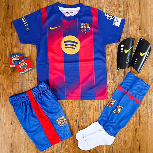 کیت 6 تیکه فوتبالی بارسلونا یامال شماره 10 طرح 2026