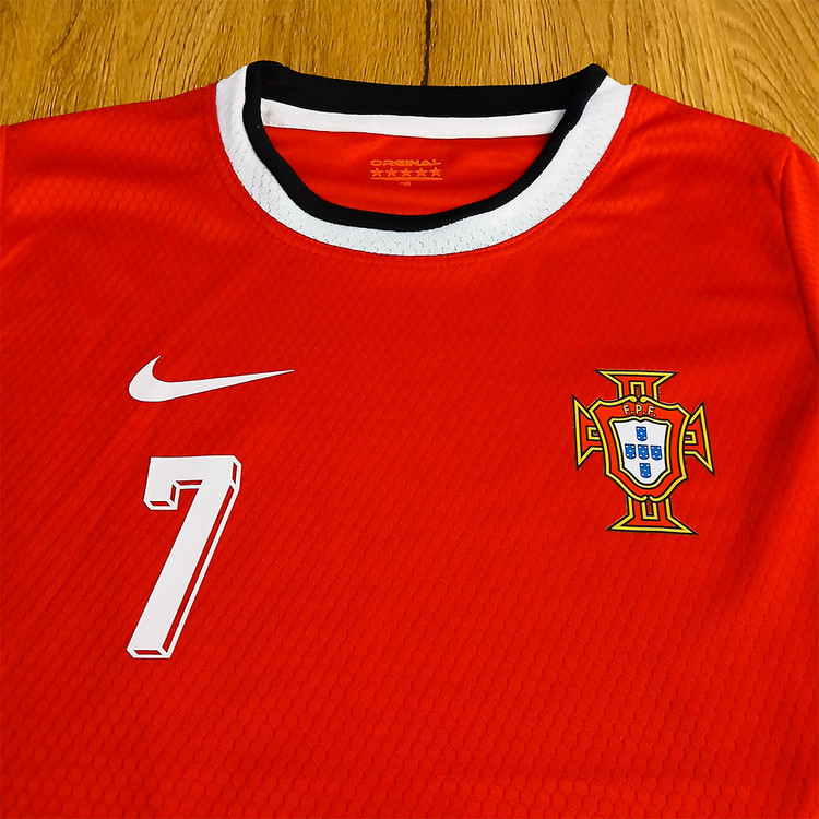 کیت فوتبالی پرتغال رونالدو طرح 2026