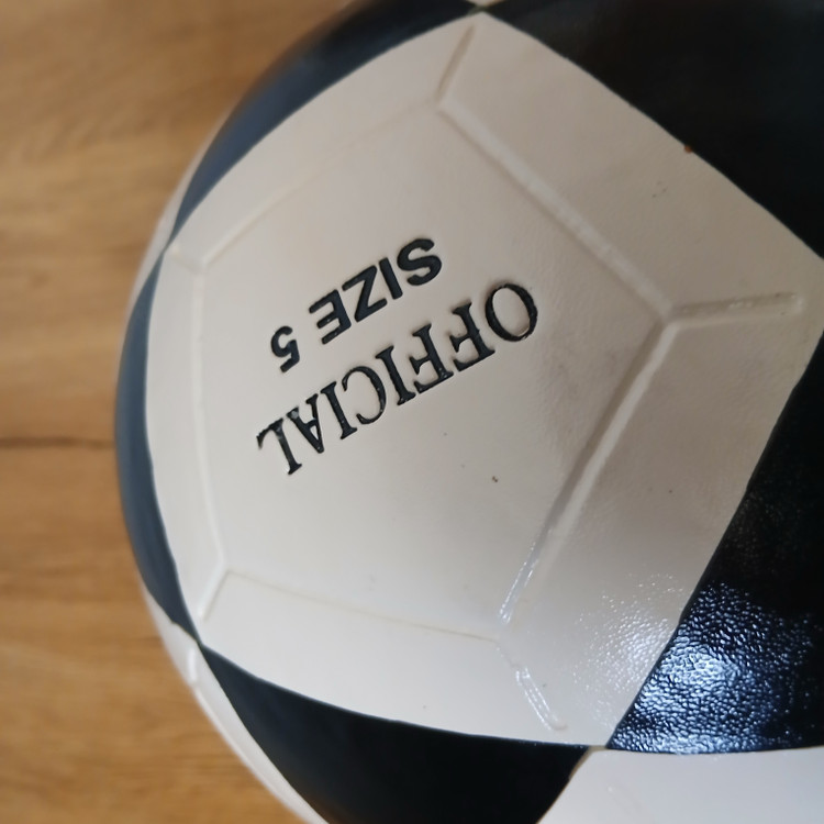 توپ فوتبالی سایز ۵ مدل PUYA تقویت شده