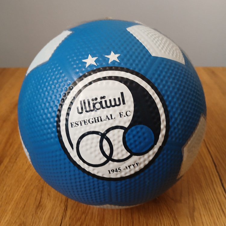 توپ فوتبالی استقلال