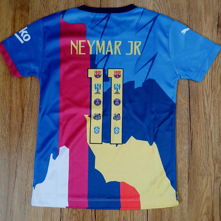 ست فوتبالی پسرانه منتخب نیمار