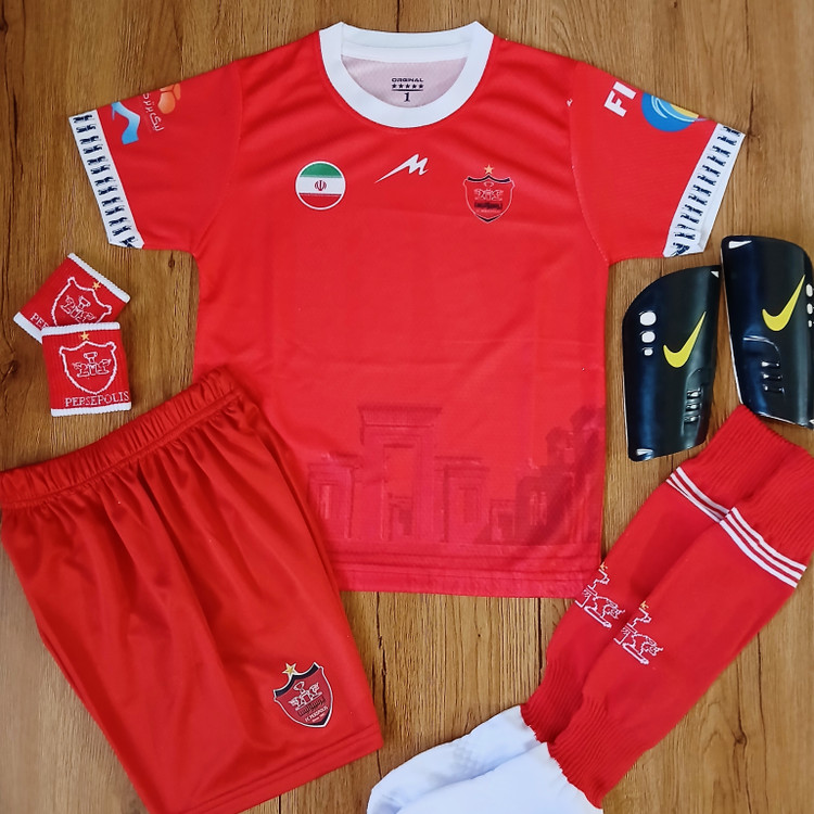 کیت 6 تیکه فوتبالی پرسپولیس اورونوف طرح ۲۰۲۶