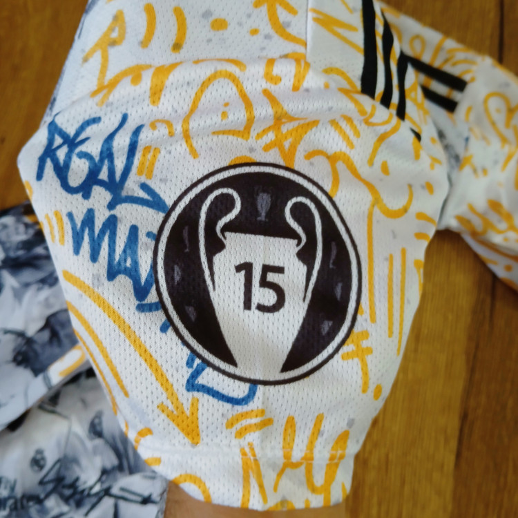 ست فوتبالی پسرانه طرح اسطوره های رئال مادرید