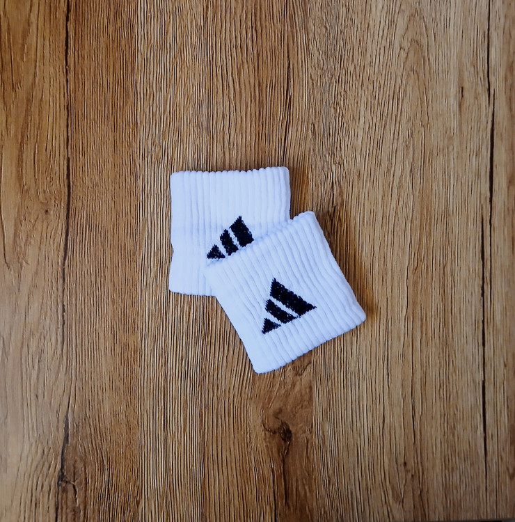 مجبند ادیداس