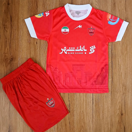 کیت فوتبالی پسرانه و بزرگسال پرسپولیس طرح 2026 علیپور
