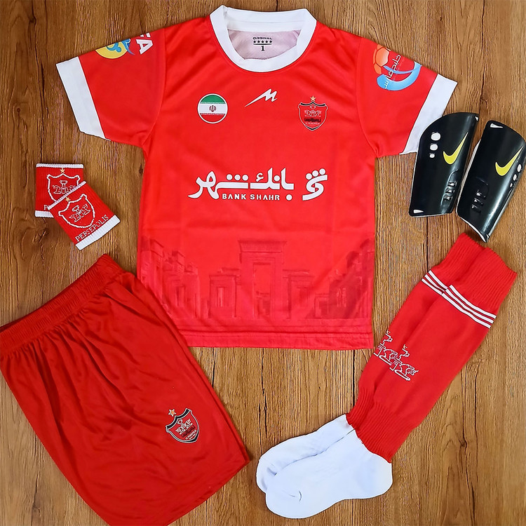 کیت 6 تیکه فوتبالی پرسپولیس اورونوف و علیپور طرح ۲۰۲۶