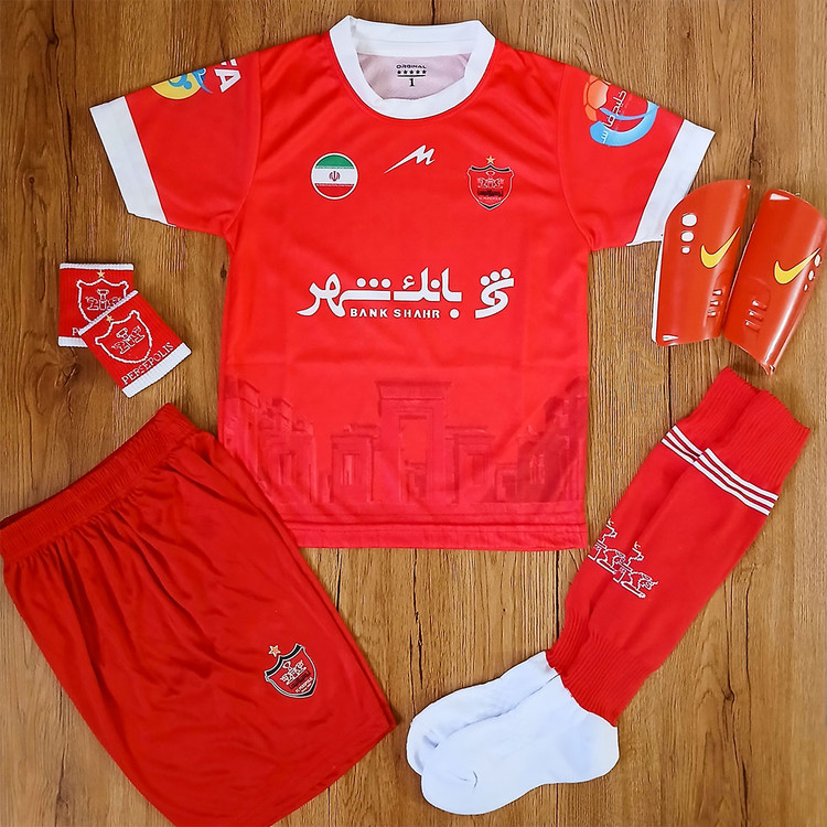 کیت 6 تیکه فوتبالی پرسپولیس اورونوف و علیپور طرح ۲۰۲۶
