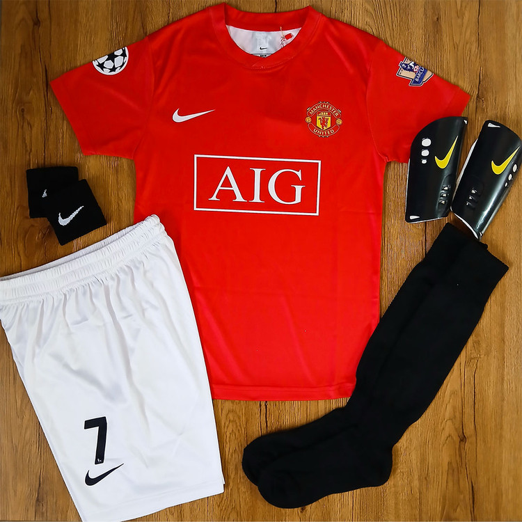 کیت فوتبالی 6 تیکه منچستریونایتد 2008 طرح رونالدو