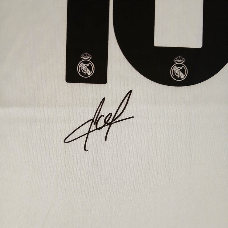 ست فوتبالی پسرانه رئال مادرید طرح 2026 با امضا اختصاصی