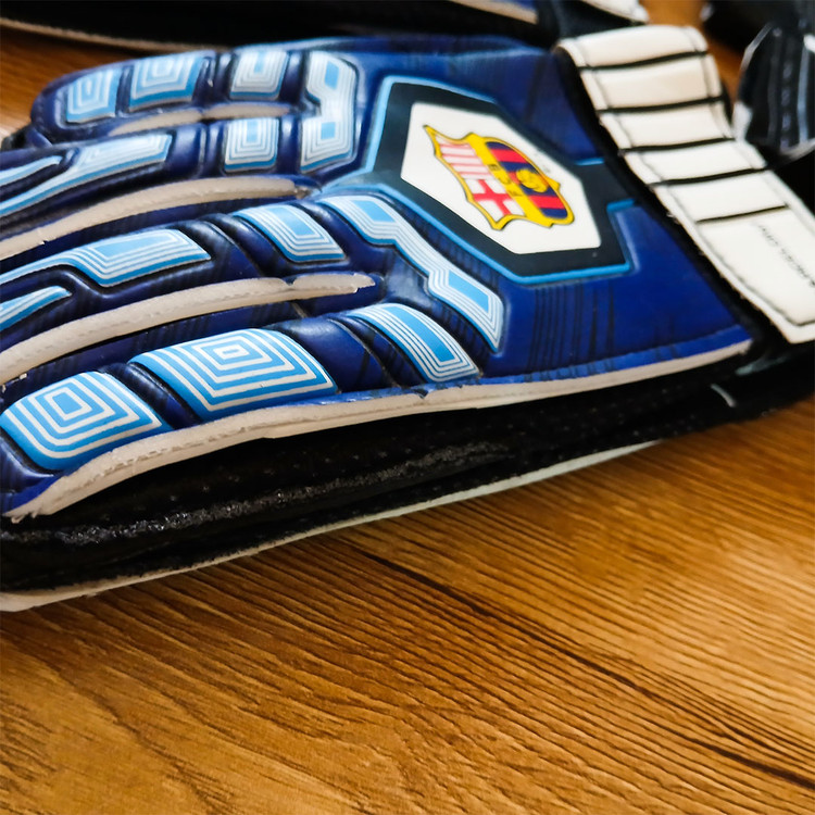 دستکش دروازه بانی چرمی باشگاهی رئال و بارسا