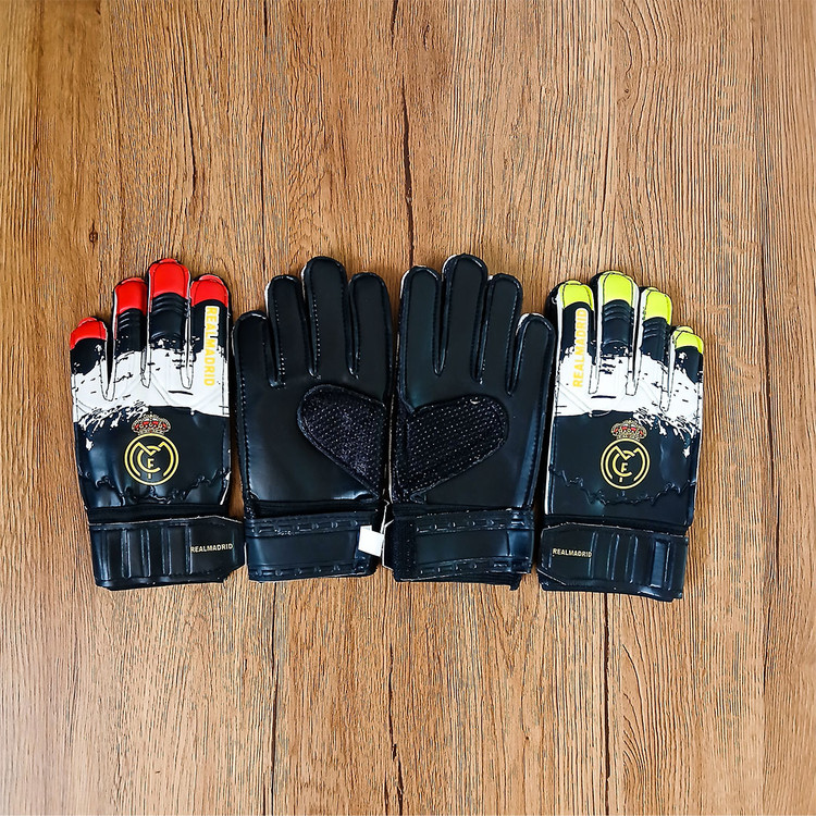 دستکش دروازه بانی چرمی باشگاهی رئال سایز5