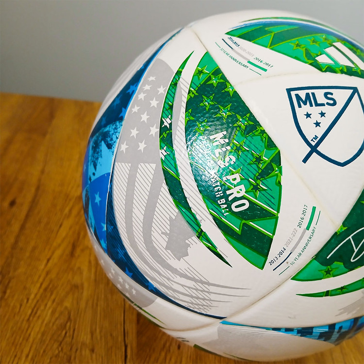 توپ فوتبالی سایز ۵ های کپی ام ال اس