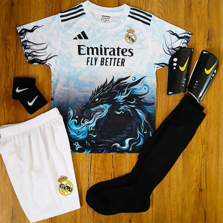 کیت 6 تیکه فوتبالی دراگون سفید آبی رئال مادرید بدون اسم و شماره طرح 2026