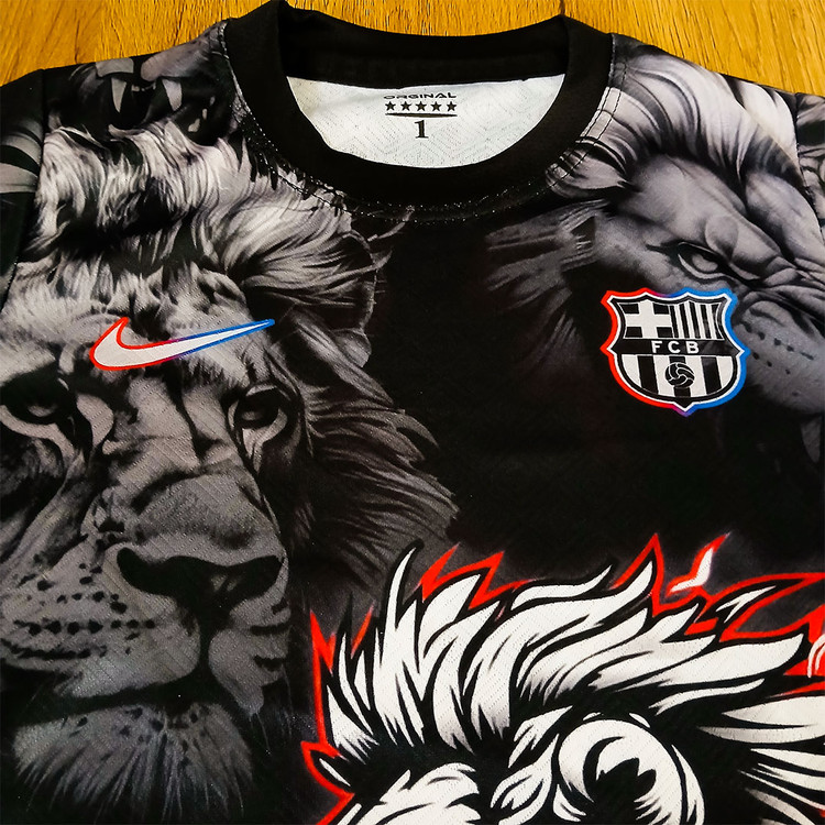 کیت فوتبالی بارسلونا طرح شیر شماره 10