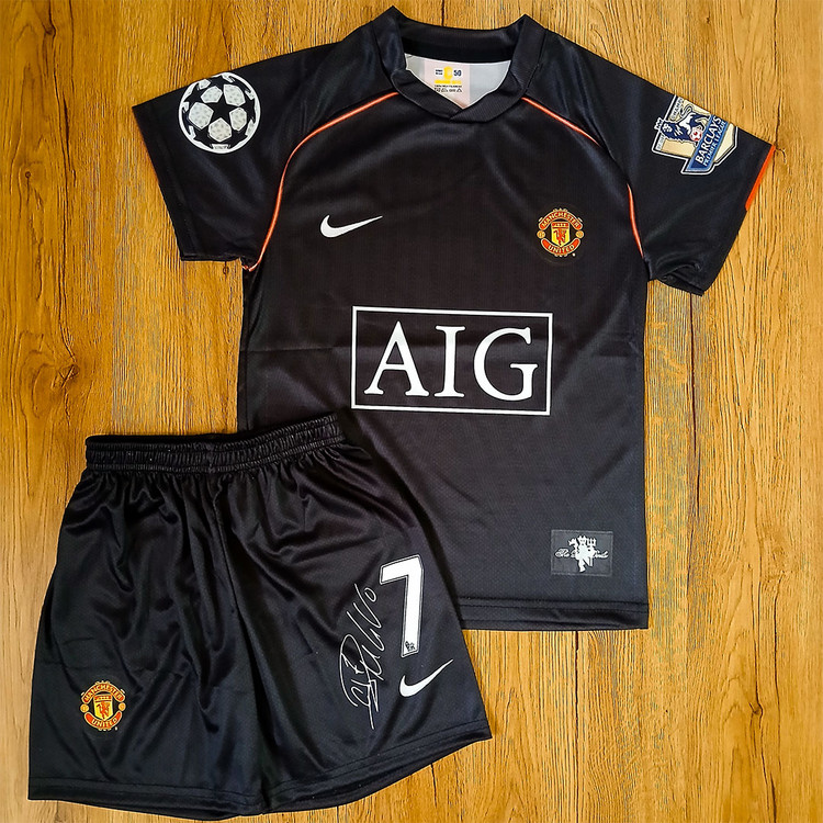 ست فوتبالی منچستریونایتد رونالدو طرح 2008 مشکی پسرانه و بزرگسال