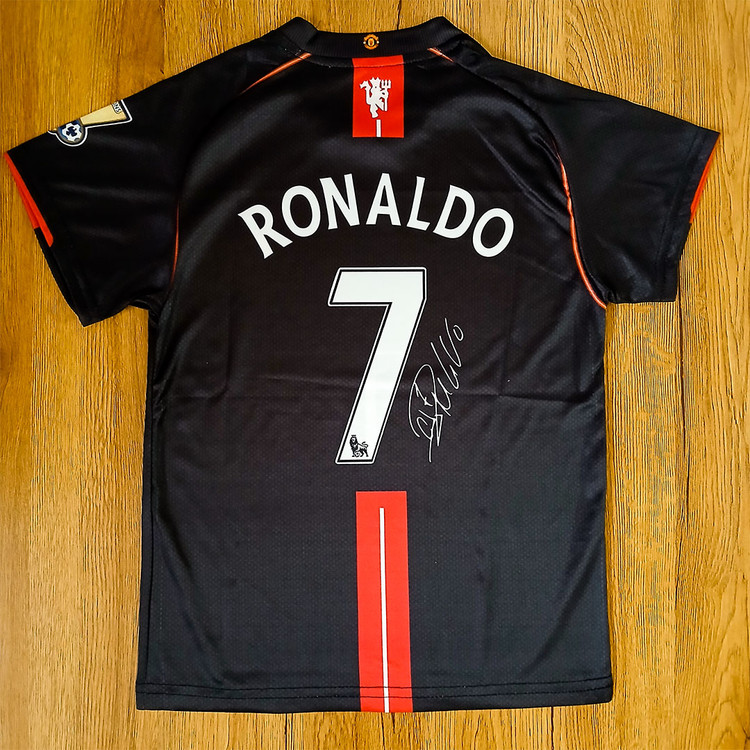 ست فوتبالی منچستریونایتد رونالدو طرح 2008 مشکی پسرانه و بزرگسال