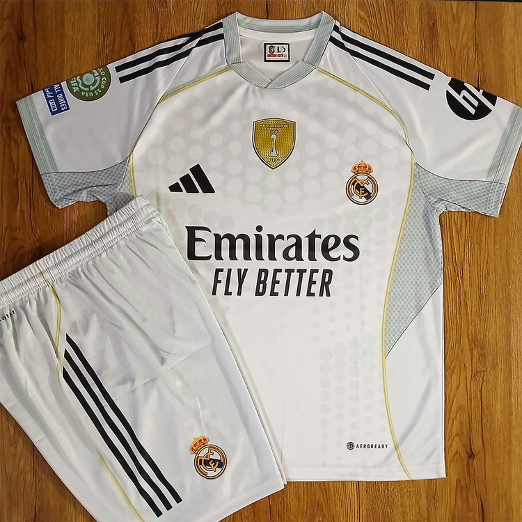 ست فوتبالی رئال مادرید طرح2026 بزرگسال