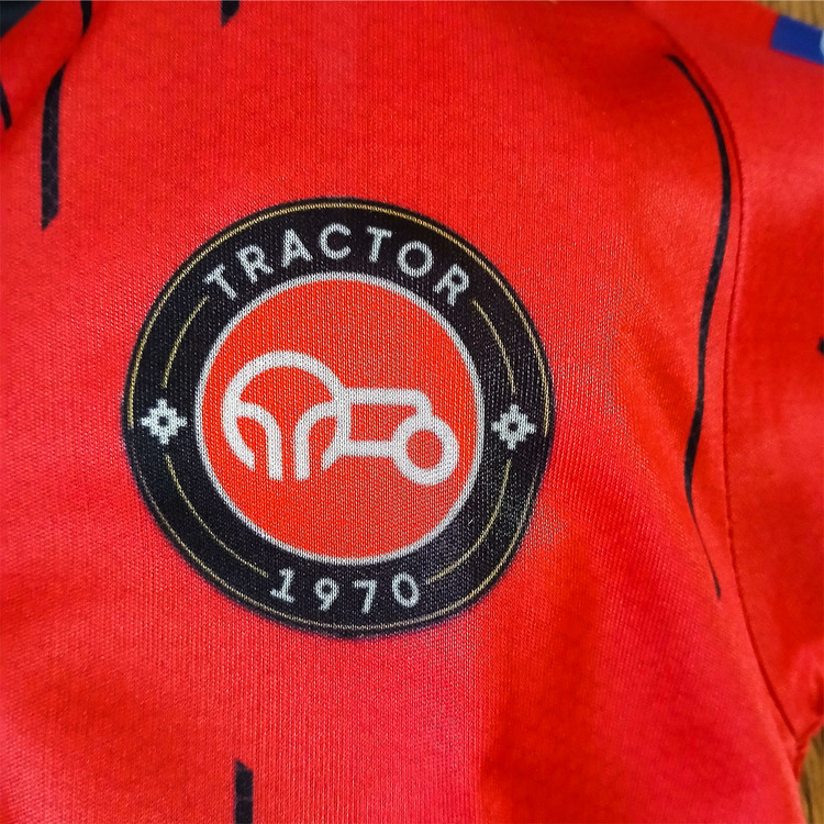 ست فوتبالی تراکتور طرح 2026