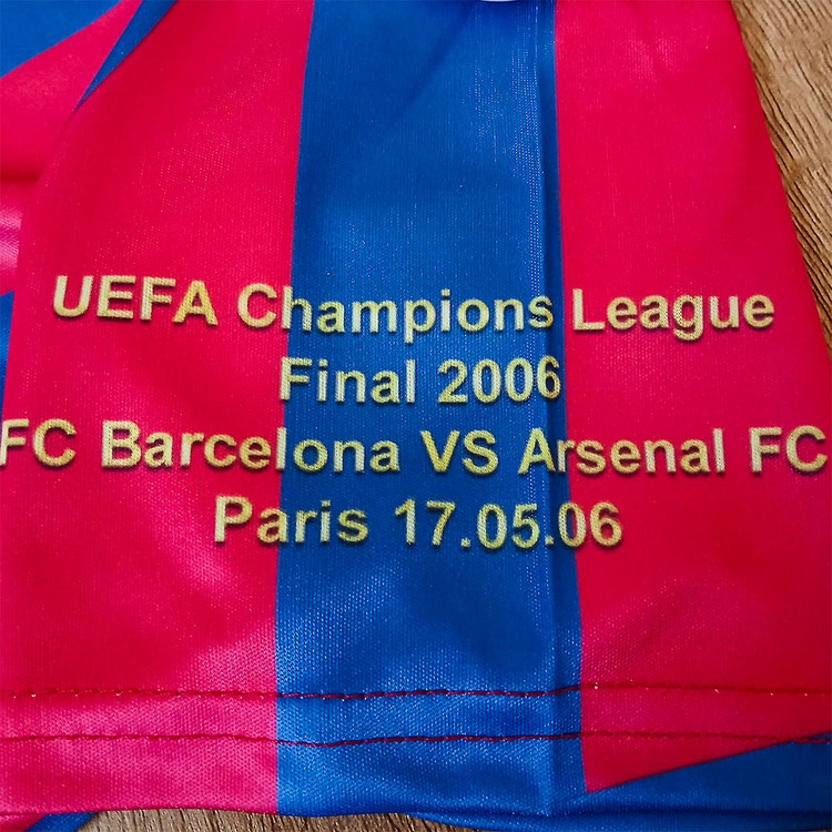 ست فوتبالی رونالدینیو بارسلونا فول چاپ امضادار پسرانه و بزرگسال