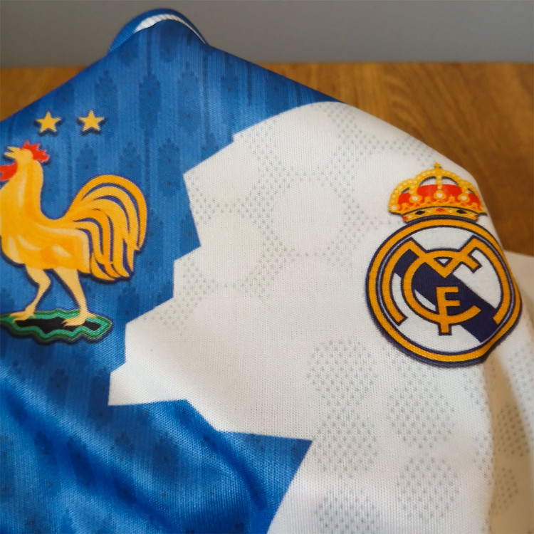 ست فوتبالی منتخب امباپه فول چاپ امضادار پسرانه و بزرگسال