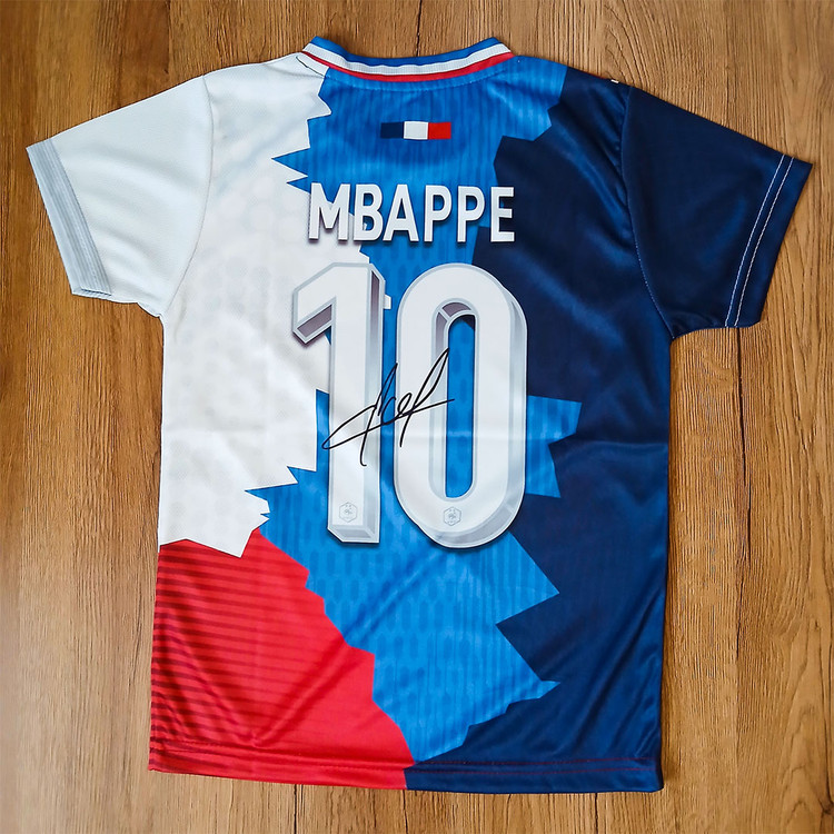 ست فوتبالی منتخب امباپه فول چاپ امضادار پسرانه و بزرگسال