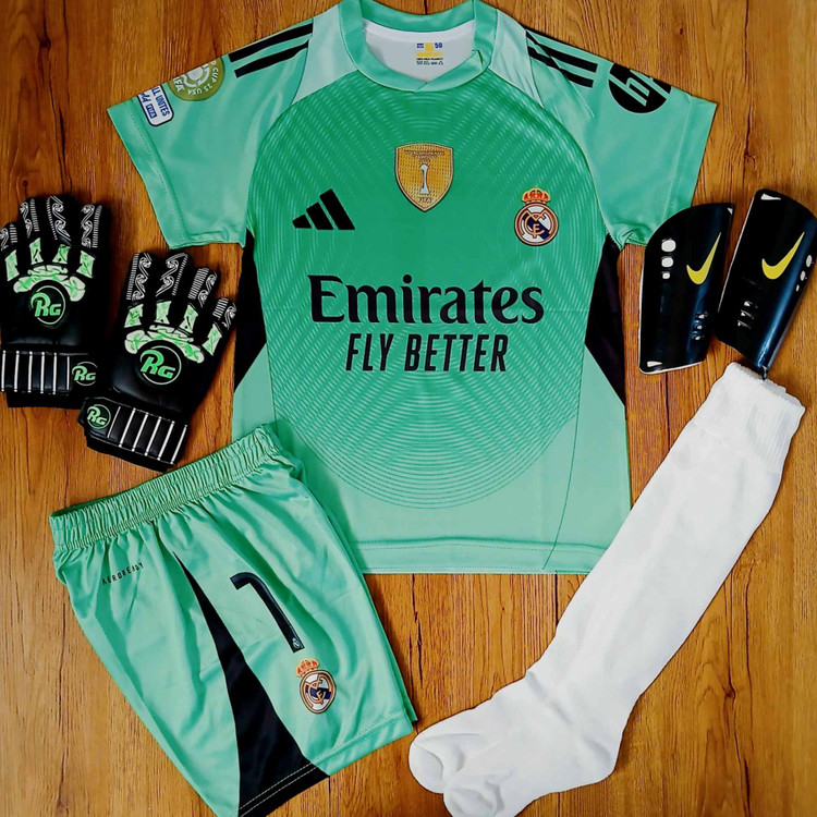 کیت ۵تیکه گلری رئال مادرید کورتوا طرح2026