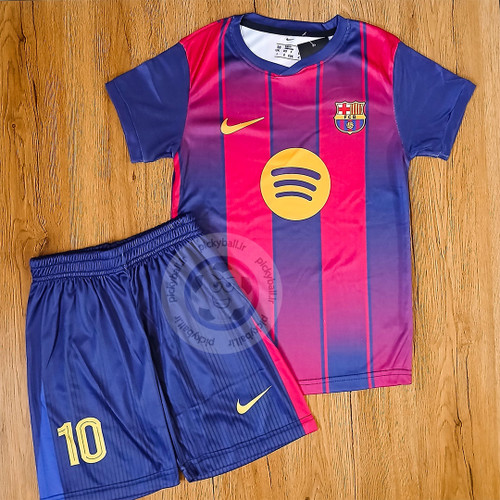 ست فوتبالی بارسلونا طرح 2026 یامال