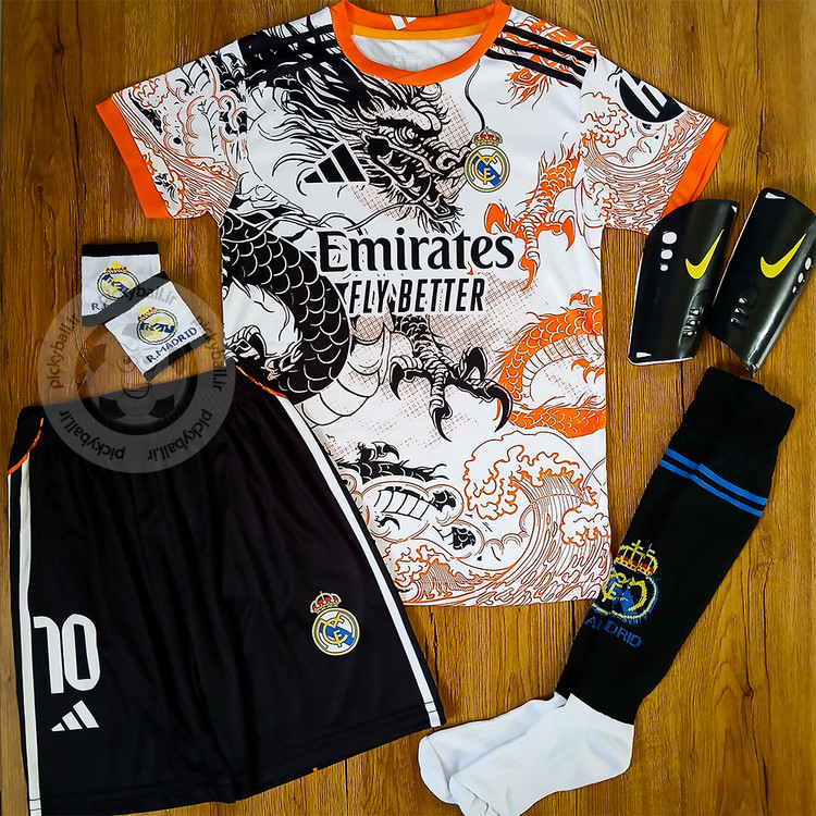 کیت فوتبالی 6 تیکه رئال مادرید طرح دراگون فول چاپ لیزری
