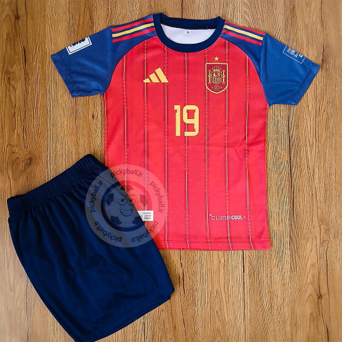 ست فوتبالی اسپانیا طرح ۲۰۲۶ یامال شماره 19