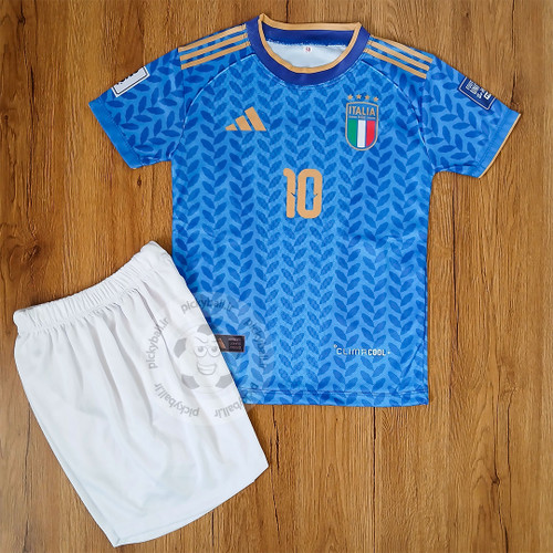 کیت فوتبالی ایتالیا طرح جام جهانی 2026