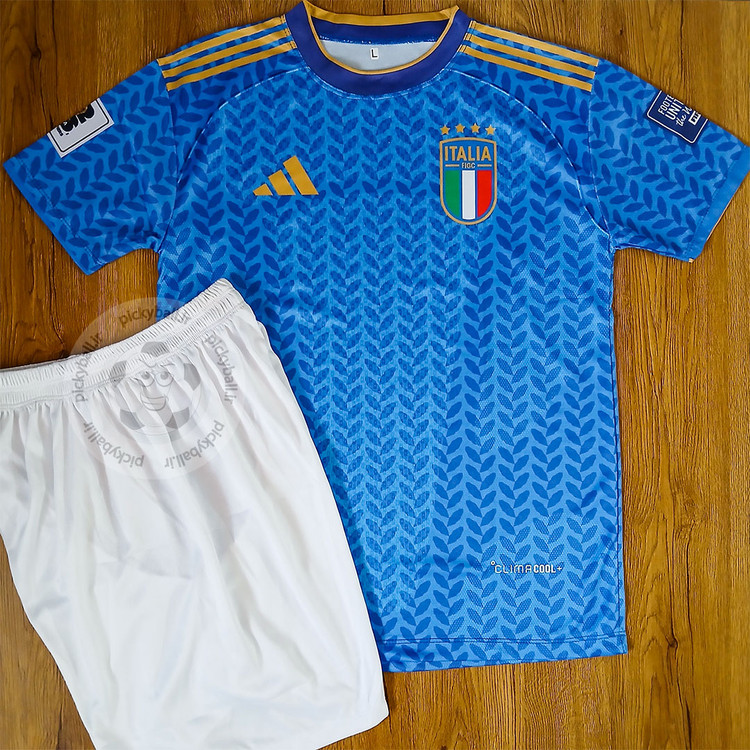 کیت فوتبالی ایتالیا طرح جام جهانی 2026