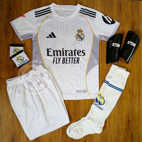 کیت 6 تیکه فوتبالی رئال مادرید طرح 2026 امباپه