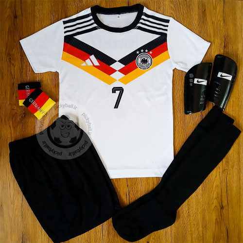 کیت 6 تیکه فوتبالی آلمان طرح جام جهانی 2026