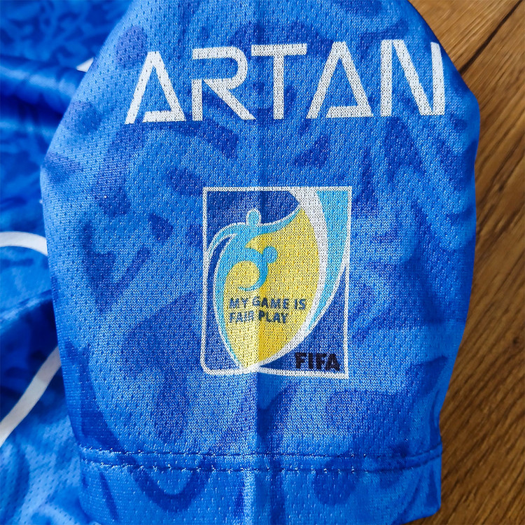 کیت فوتبالی پسرانه و بزرگسال استقلال طرح 2026