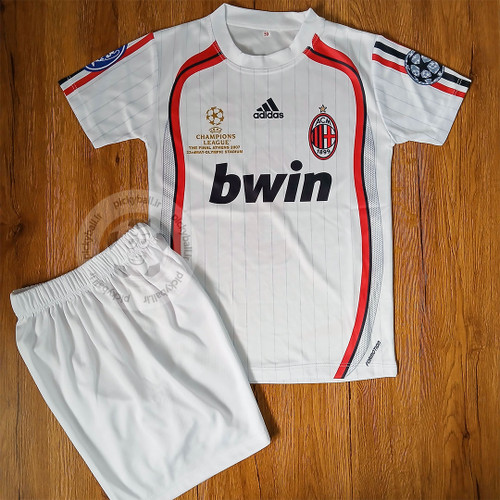 ست فوتبالی پسرانه و بزرگسال میلان مالدینی